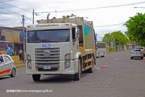 Multitudinaria procesión marca el retorno de Santo Domingo de Guzmán a Las Sierritas