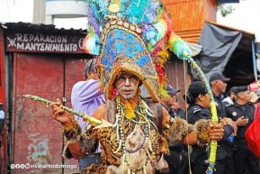 Multitudinaria procesión marca el retorno de Santo Domingo de Guzmán a Las Sierritas