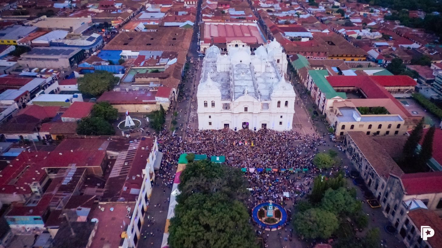 Tradición y fe: León vive la Gritería Chiquita en honor a la Virgen de la Asunción
