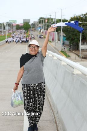 Entregamos a las familias nicaragüenses Paso a Desnivel Comandante Julio Buitrago Urroz