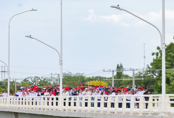 Entregamos a las familias nicaragüenses Paso a Desnivel Comandante Julio Buitrago Urroz