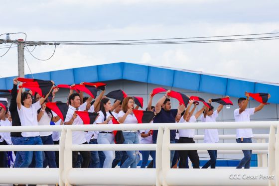 Entregamos a las familias nicaragüenses Paso a Desnivel Comandante Julio Buitrago Urroz