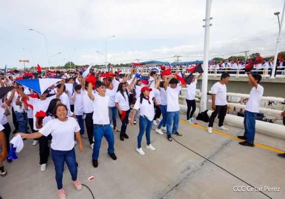 Entregamos a las familias nicaragüenses Paso a Desnivel Comandante Julio Buitrago Urroz