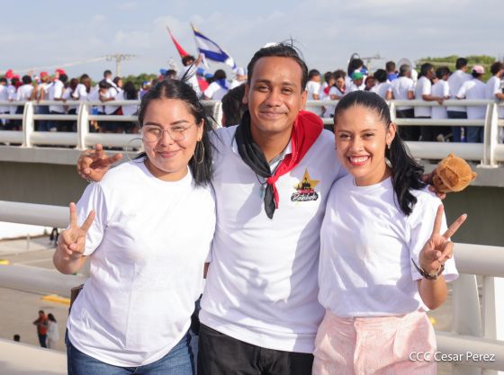 Entregamos a las familias nicaragüenses Paso a Desnivel Comandante Julio Buitrago Urroz