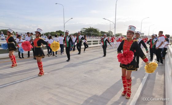 Entregamos a las familias nicaragüenses Paso a Desnivel Comandante Julio Buitrago Urroz