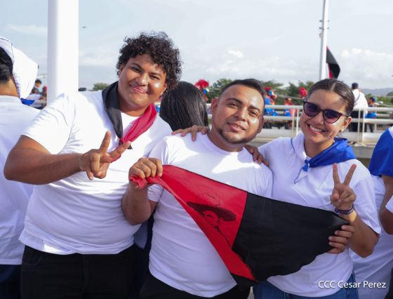 Entregamos a las familias nicaragüenses Paso a Desnivel Comandante Julio Buitrago Urroz