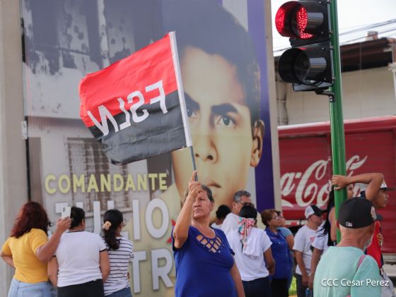 Entregamos a las familias nicaragüenses Paso a Desnivel Comandante Julio Buitrago Urroz
