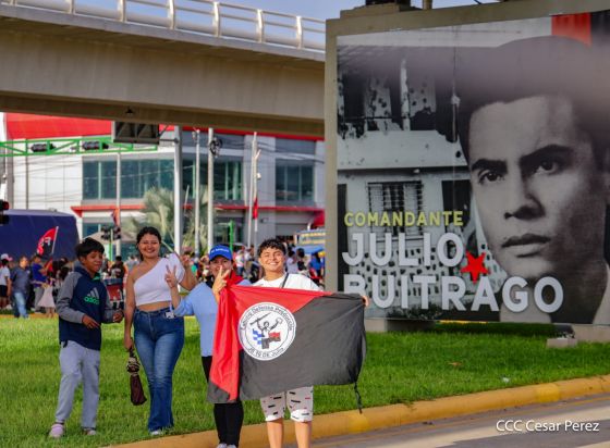 Entregamos a las familias nicaragüenses Paso a Desnivel Comandante Julio Buitrago Urroz
