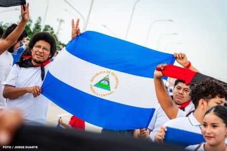 Entregamos a las familias nicaragüenses Paso a Desnivel Comandante Julio Buitrago Urroz