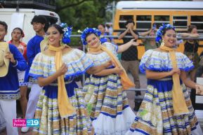 Gran Baile del Huipil en la Plaza Soberanía en Managua