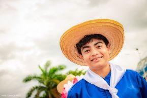Gran Baile del Huipil en la Plaza Soberanía en Managua