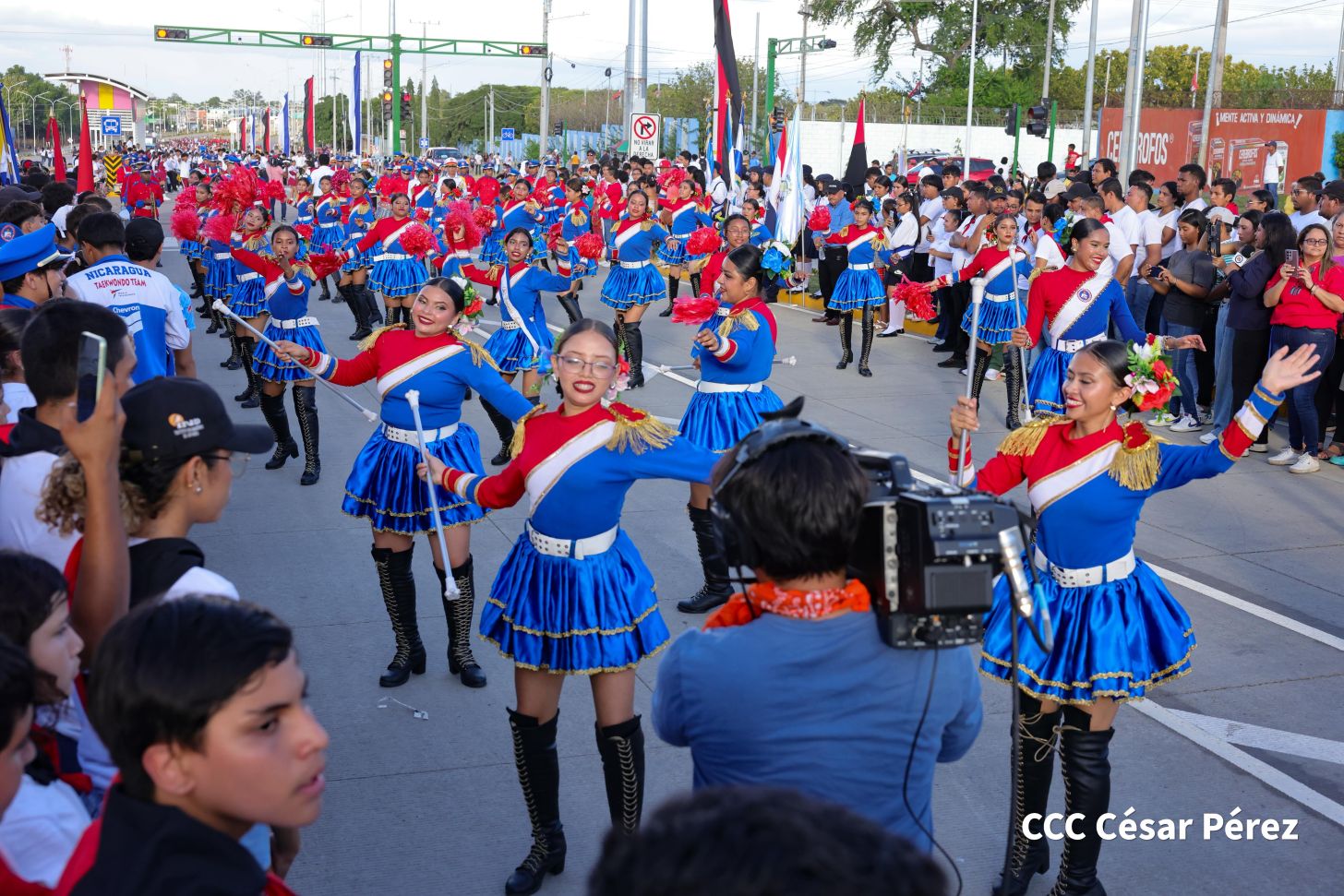 Gobierno de Rosario y Daniel entregan a las familias Primer Tramo de la Pista Héroes de La Insurrección