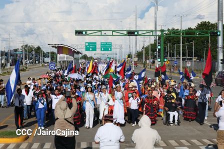 Gobierno de Rosario y Daniel entregan a las familias Primer Tramo de la Pista Héroes de La Insurrección