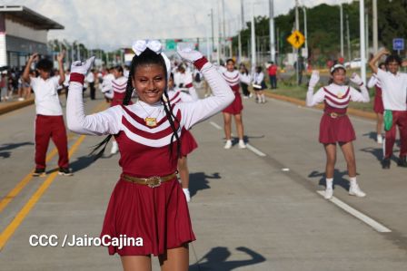 Gobierno de Rosario y Daniel entregan a las familias Primer Tramo de la Pista Héroes de La Insurrección