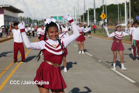 Gobierno de Rosario y Daniel entregan a las familias Primer Tramo de la Pista Héroes de La Insurrección