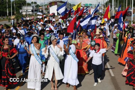 Gobierno de Rosario y Daniel entregan a las familias Primer Tramo de la Pista Héroes de La Insurrección