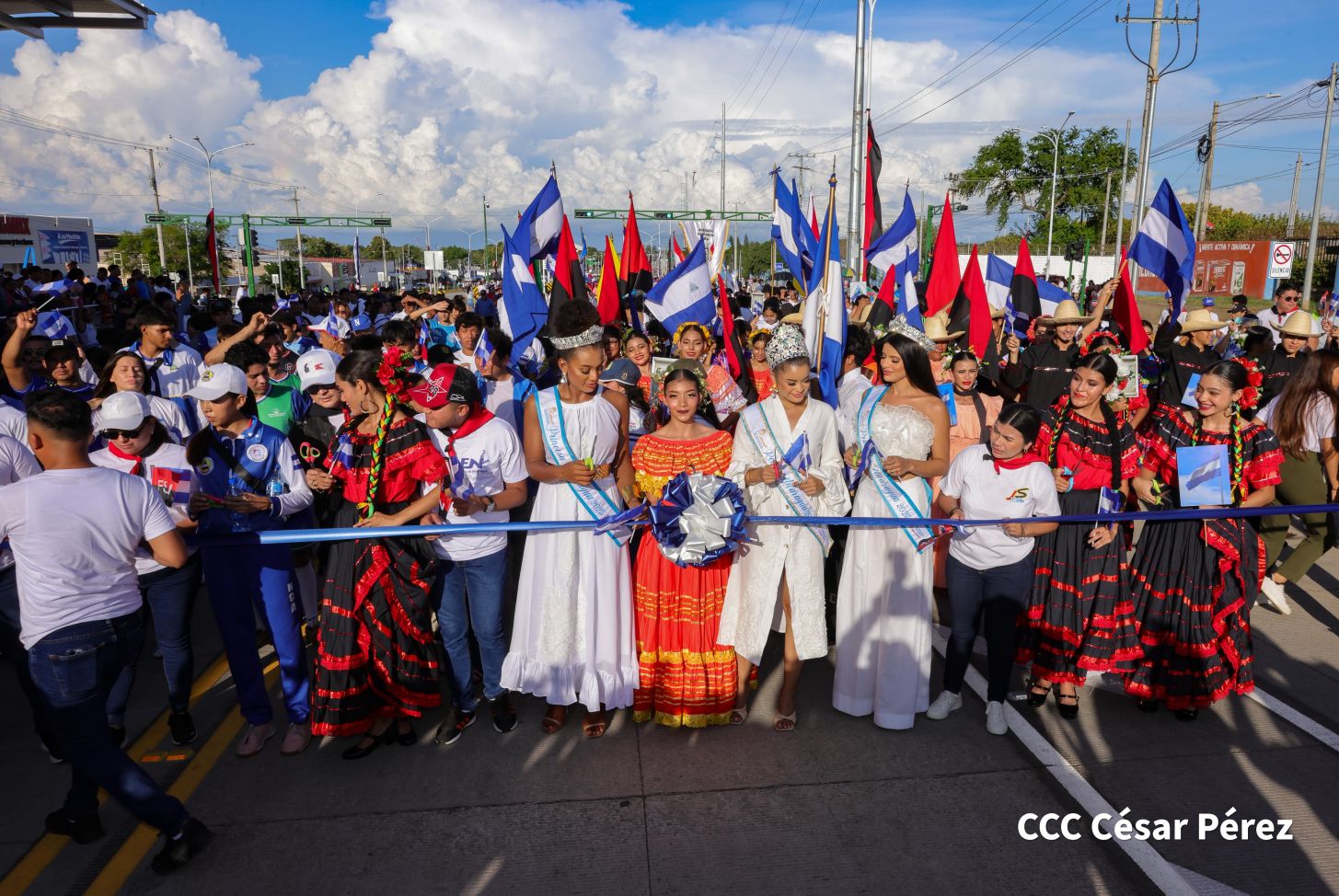 Gobierno de Rosario y Daniel entregan a las familias Primer Tramo de la Pista Héroes de La Insurrección