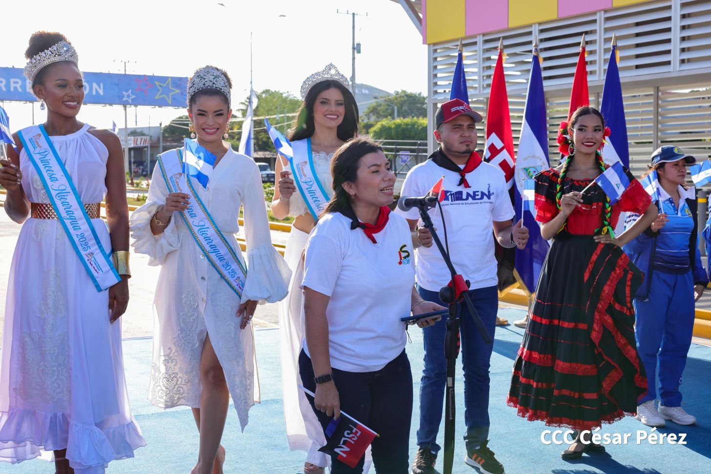Gobierno de Rosario y Daniel entregan a las familias Primer Tramo de la Pista Héroes de La Insurrección