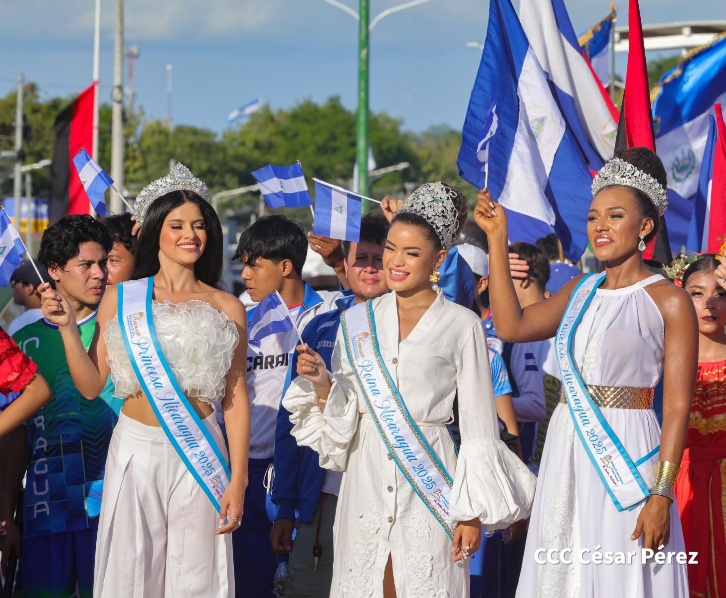 Gobierno de Rosario y Daniel entregan a las familias Primer Tramo de la Pista Héroes de La Insurrección