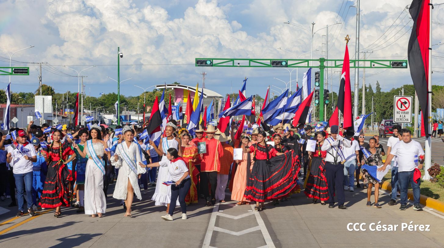 Gobierno de Rosario y Daniel entregan a las familias Primer Tramo de la Pista Héroes de La Insurrección