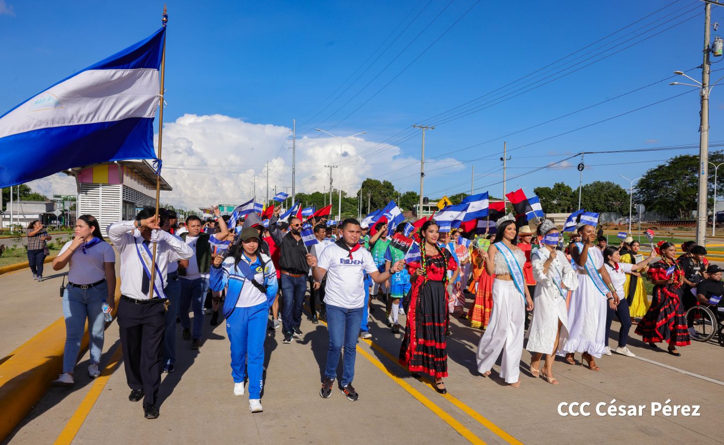 Gobierno de Rosario y Daniel entregan a las familias Primer Tramo de la Pista Héroes de La Insurrección