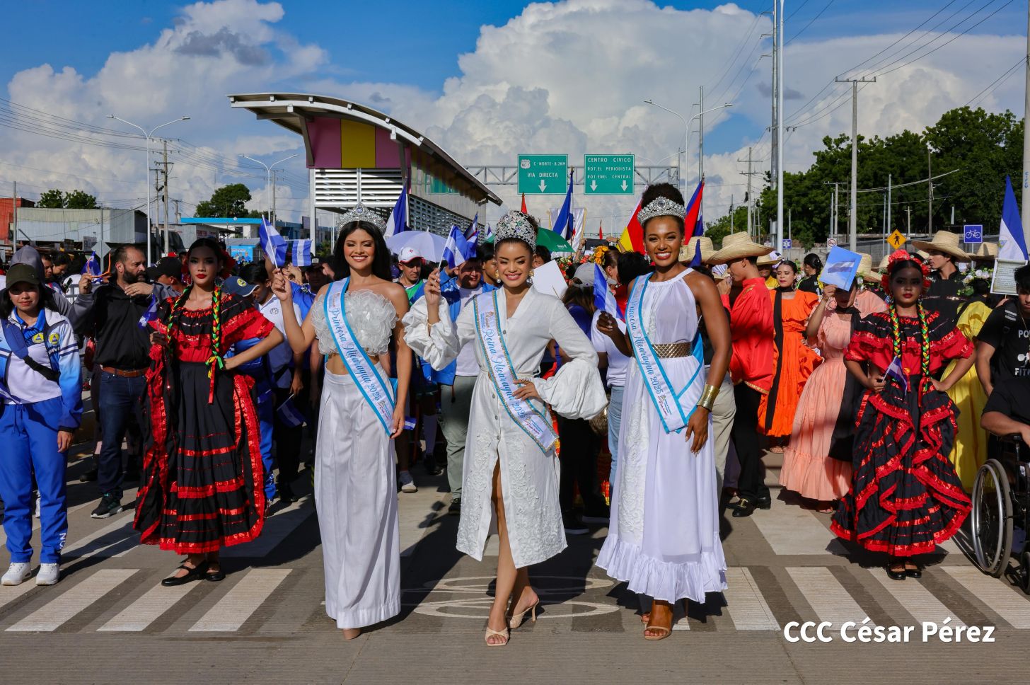 Gobierno de Rosario y Daniel entregan a las familias Primer Tramo de la Pista Héroes de La Insurrección