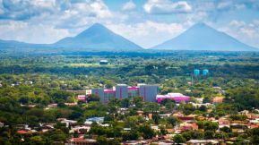 Juventud Heroica entrega a las familias nicaragüenses el nuevo Hospital Dr. Óscar Danilo Rosales en León