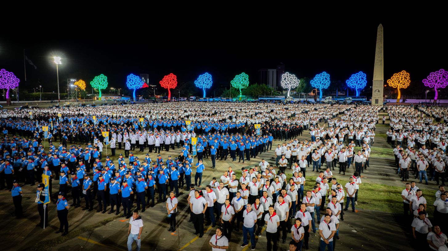 46 aniversario de fundación de la Policía Nacional  