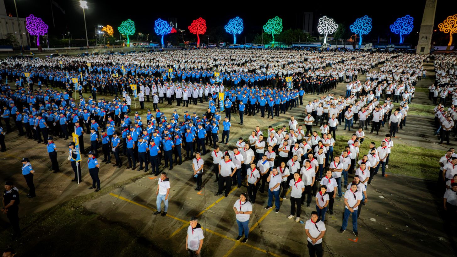 46 aniversario de fundación de la Policía Nacional  