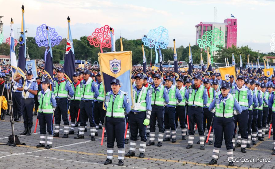 46 aniversario de fundación de la Policía Nacional  