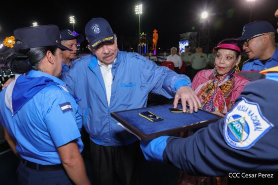 46 aniversario de fundación de la Policía Nacional  