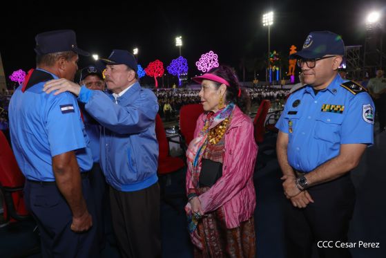 46 aniversario de fundación de la Policía Nacional  