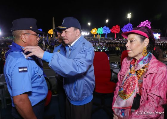 46 aniversario de fundación de la Policía Nacional  