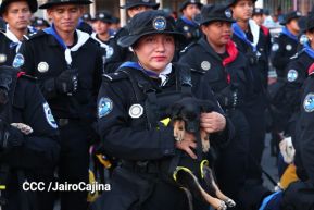 Desfile Policial “Unidad, Fuerza y Victorias” en la Avenida de Bolívar a Chávez
