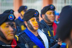Desfile Policial “Unidad, Fuerza y Victorias” en la Avenida de Bolívar a Chávez