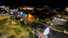 Desfile Policial “Unidad, Fuerza y Victorias” en la Avenida de Bolívar a Chávez