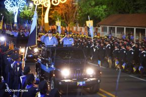 Desfile Policial “Unidad, Fuerza y Victorias” en la Avenida de Bolívar a Chávez