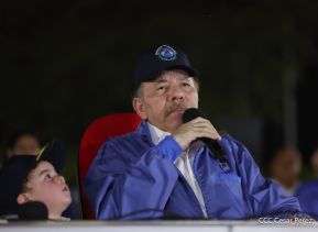 Desfile Policial “Unidad, Fuerza y Victorias” en la Avenida de Bolívar a Chávez
