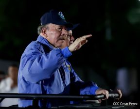 Desfile Policial “Unidad, Fuerza y Victorias” en la Avenida de Bolívar a Chávez