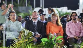 Desfile Policial “Unidad, Fuerza y Victorias” en la Avenida de Bolívar a Chávez