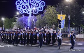Desfile Policial “Unidad, Fuerza y Victorias” en la Avenida de Bolívar a Chávez