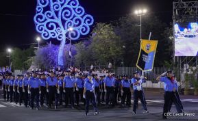 Desfile Policial “Unidad, Fuerza y Victorias” en la Avenida de Bolívar a Chávez