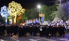 Desfile Policial “Unidad, Fuerza y Victorias” en la Avenida de Bolívar a Chávez