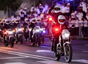 Desfile Policial “Unidad, Fuerza y Victorias” en la Avenida de Bolívar a Chávez