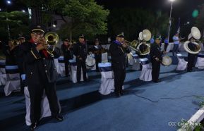 Desfile Policial “Unidad, Fuerza y Victorias” en la Avenida de Bolívar a Chávez