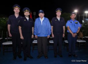 Desfile Policial “Unidad, Fuerza y Victorias” en la Avenida de Bolívar a Chávez
