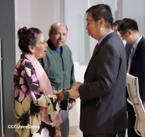 Copresidentes de Nicaragua despiden al Embajador de la República Popular China, Compañero Chen Xi