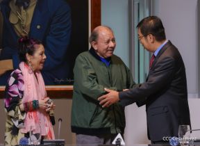 Copresidentes de Nicaragua despiden al Embajador de la República Popular China, Compañero Chen Xi