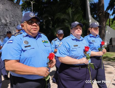 Conmemoración al Comandante Carlos Fonseca reúne a Juventud Sandinista y servidores públicos