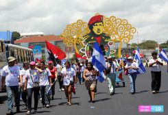 Familias nicaragüenses participan en Caminata por la Unidad y los Valores Familiares